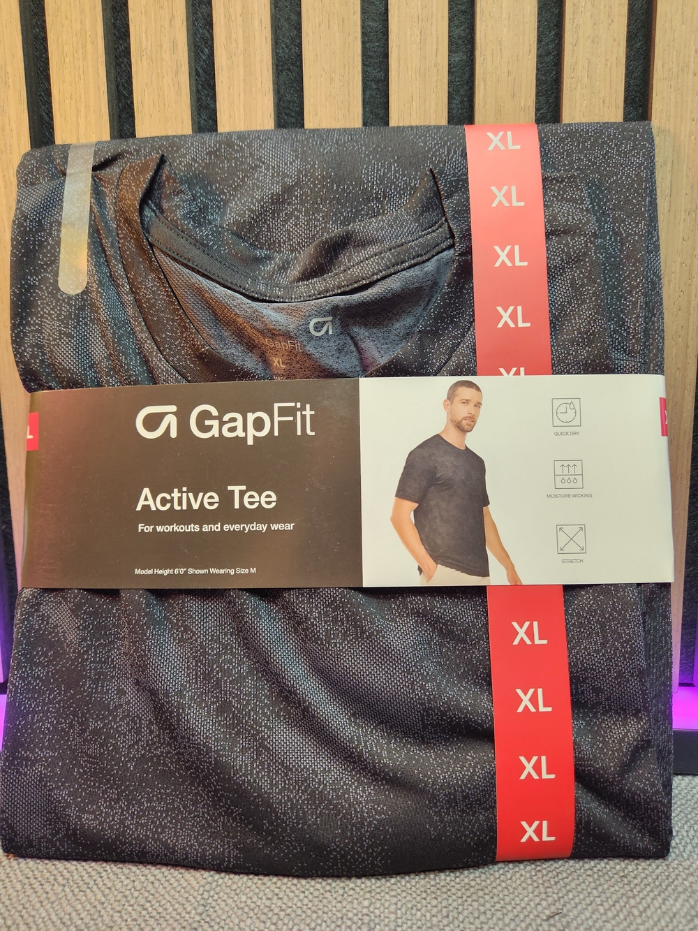 GAP GapFit Active Tee - Black with Subtle Speckle